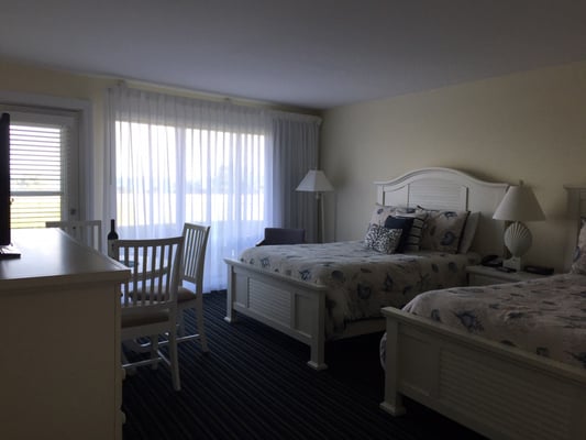 The Surf and Sand Oceanside Motel