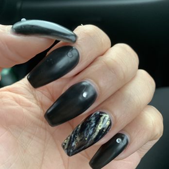 Passion Nails and Spa - Air bubble, gems that fell off (I work in an office), did put the matte coat behind the gel and disappointment. 0 stars - Nail Salons Near Me - North Andover, Massachusetts