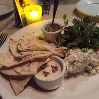 Dakota - Flatbread appetizer - Music Venues Near Me - Minneapolis, Minnesota