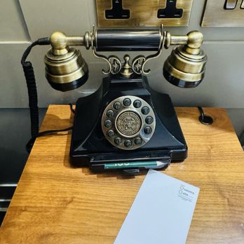 100 Queen's Gate - I love this phone - Hotels Near Me - London, XGL