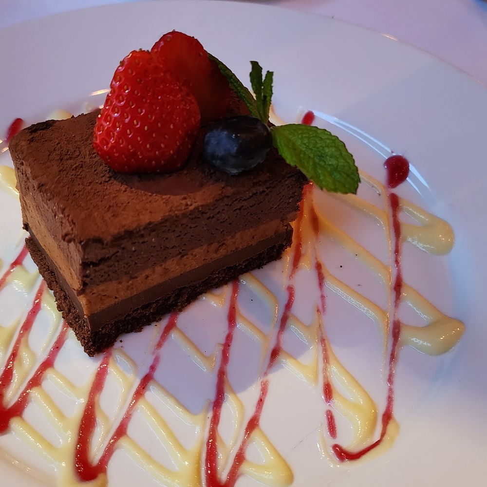 Restaurant Bonaparte - French Near Me - Montreal, Quebec Restaurant Bonaparte - French Near Me - Montreal, Quebec