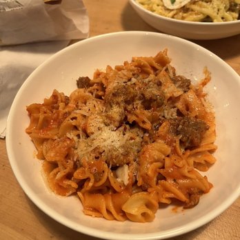 Grassa - Spicy Sausage (Fusilli Alla Vodka) - Italian Near Me - Portland, Oregon Grassa - Spicy Sausage (Fusilli Alla Vodka) - Italian Near Me - Portland, Oregon