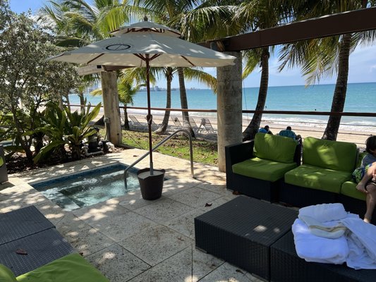 Vivo Beach Club by null