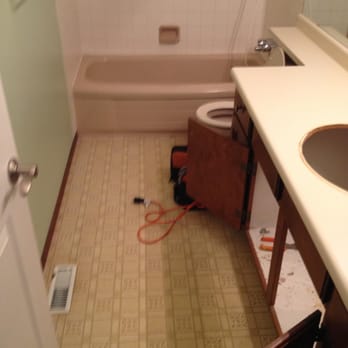 Kicking Horse Contracting - Goodbye 1970's bathroom! - General Contractors Near Me Kicking Horse Contracting - Goodbye 1970's bathroom! - General Contractors Near Me