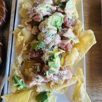 Blast & Brew - Ahi tuna nachos - New American Near Me - Pismo Beach, California Blast & Brew - Ahi tuna nachos - New American Near Me - Pismo Beach, California