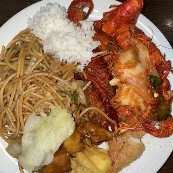 Sakura Buffet - The only plate I liked tonight but the "kimchi" tasted nothing like any kimchi I've ever had (wouldn't recommend the kimchi) - Buffets Near Me - Savannah, Georgia