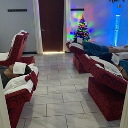 rose 10 foot spa - After a long day at work, let your body relax and then go home and get a good night's sleep.