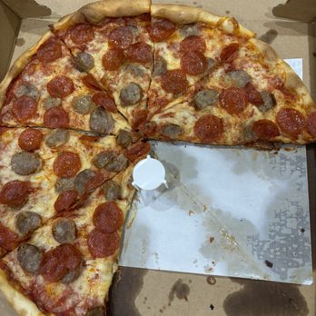 Rosa's Pizza - Pepperoni sausage pizza pie - Pizza Near Me - Great Neck, New York