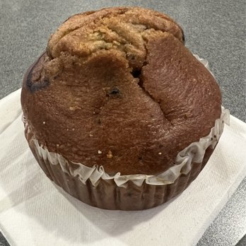 Pinkberry - Blueberry Muffin ($6.49) - cold, no taste bite, that's that! (07/27/24) - Ice Cream & Frozen Yogurt Near Me - Dallas, Texas