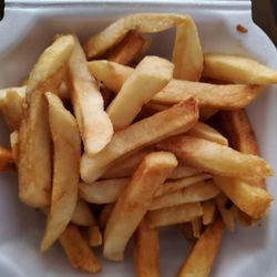 Two Chef's Restaurant - Bar - Catering - Fries
