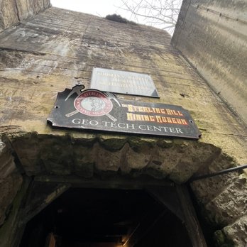 Sterling Hill Mining Museum - Museums Near Me - Ogdensburg, New Jersey