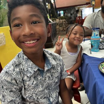La Mission - The foodie kids - Seafood Near Me - Cozumel, ROO