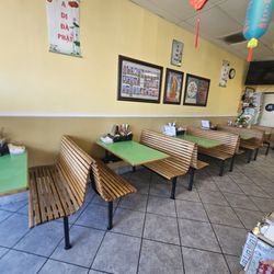 Huong Sen Tofu - Tables inside available