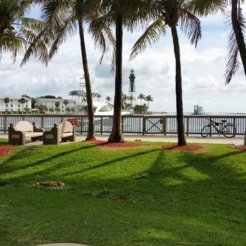 Pompano Beach - Beaches Near Me - Pompano Beach, Florida