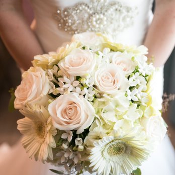 Sarah's Flowers - My gorgeous bouquet!!! - Florists Near Me - Fullerton, California Sarah's Flowers - My gorgeous bouquet!!! - Florists Near Me - Fullerton, California