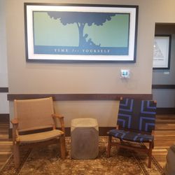 Peet's Coffee - Comfy atmosphere