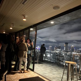 The Pontchartrain Hotel - Rooftop bar - Hotels Near Me - New Orleans, Louisiana The Pontchartrain Hotel - Rooftop bar - Hotels Near Me - New Orleans, Louisiana
