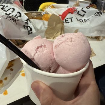 Bag O' Crab - strawberry ice cream, yelp check in - Seafood Near Me - Fresno, California Bag O' Crab - strawberry ice cream, yelp check in - Seafood Near Me - Fresno, California