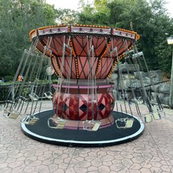 Rosita's Djembe Fly Away - Rosita's Djembe Fly Away carousel swing Kids Ride, Sesame Street Safari of Fun, Busch Gardens, Tampa