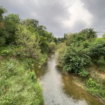 Pleasanton Rd Trail Head - Parks Near Me - San Antonio, Texas