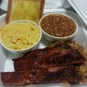 Hog-N-Bones - Rib & pulled pork. Sides:ac 'n cheese & baked beans - Barbeque Near Me - Tifton, Georgia Hog-N-Bones - Rib & pulled pork. Sides:ac 'n cheese & baked beans - Barbeque Near Me - Tifton, Georgia