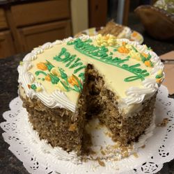 Rosciglione Bakery - Interior of the carrot cake