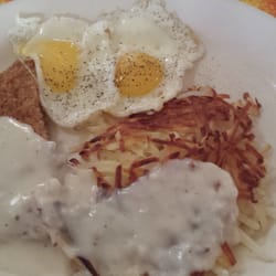 Angus Restaurant - Perfect stop on Hwy  26 in Irwin. Loved the chicken fried steak and eggs with fresh baked biscuits. Very friendly service.