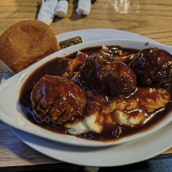 Walnut Grill & Tavern - Guinness Meatballs - Bars Near Me - Petersburg, Michigan