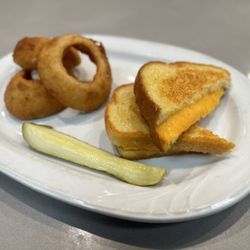 Friends Cafe - Grilled onions and cheese toast