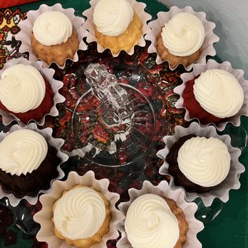 Nothing Bundt Cakes - Variety pack: red velvet, lemon, chocolate, chocolate chip. - Bakeries Near Me - Sacramento, California