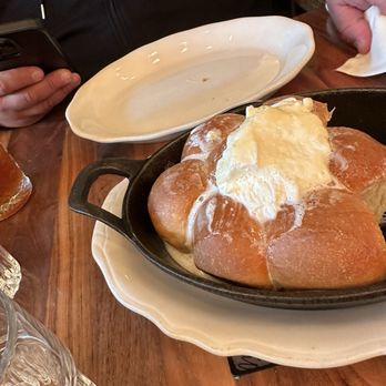 Maison Pickle - Pull Apart Bread And Herb Butter - Cocktail Bars Near Me - New York, New York