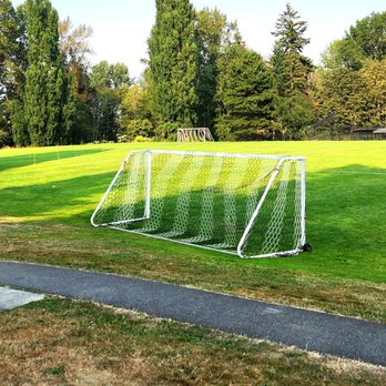 Crestwoods Park - Parks Near Me - Kirkland, Washington