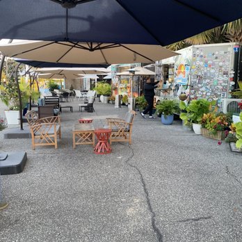 Coffee Ave - Seating area open to anyone - Coffee & Tea Near Me - Fort Walton Beach, Florida