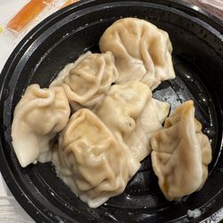 He Hop Chinese Restaurant - Steamed dumplings