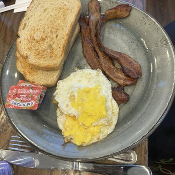 Kountry Kitchen - Bacon, eggs and toast - Soul Food Near Me - Indianapolis, Indiana
