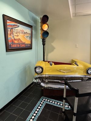 Lori's Diner by null
