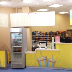 ShakeAway - Exterior of cafe