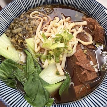Pine & Crane DTLA - Beef Noodle Soup 牛肉麵 - Taiwanese Near Me - Los Angeles, California Pine & Crane DTLA - Beef Noodle Soup 牛肉麵 - Taiwanese Near Me - Los Angeles, California
