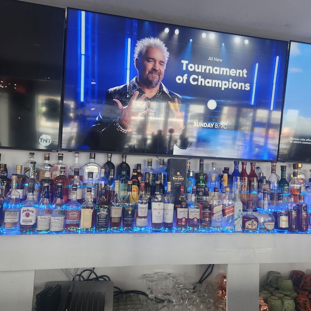 Alex's Lounge II - Bar - Bars Near Me - Elmsford, New York