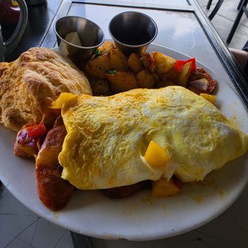 The Twins Restaurant - Chorizo Omlet - American Near Me - Cotati, California The Twins Restaurant - Chorizo Omlet - American Near Me - Cotati, California