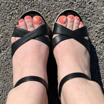 Nail Art & Day Spa - Pedicure with nail art - Nail Salons Near Me - Schertz, Texas Nail Art & Day Spa - Pedicure with nail art - Nail Salons Near Me - Schertz, Texas