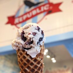 Republic Ice Cream - Cherry Vanilla