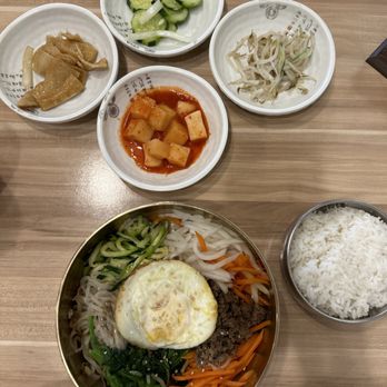 Ssyal - Bibimbap - Korean Near Me - Chicago, Illinois