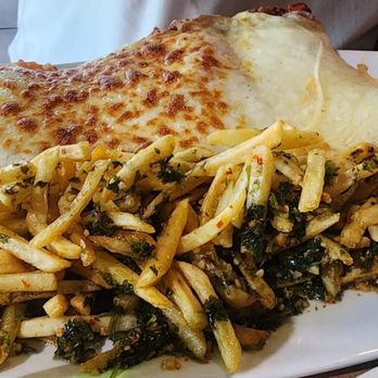 Corrientes 348 - Milanesa napolitana con papas fritas a la provenzal - Argentine Near Me - Tarzana, California