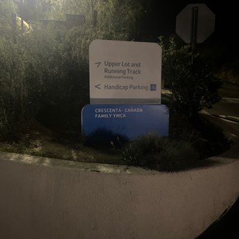 Crescenta-Canada Family YMCA - Entrance - Gyms Near Me - La Canada Flintridge, California Crescenta-Canada Family YMCA - Entrance - Gyms Near Me - La Canada Flintridge, California