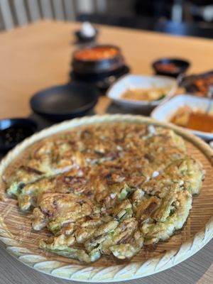 LASUNG TOFU & POT RICE 라성순두부 by null