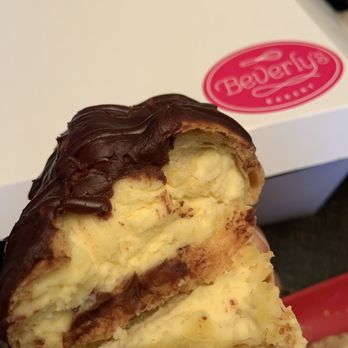 Beverly's Bakery - Eclair was good. Not overly sweet. Custard was the sweet level of perfection  11.19.23 - Bakeries Near Me - Fullerton, California