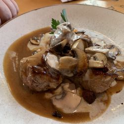 Gasthaus Brünnele - Schweinefilet mit Pilzen