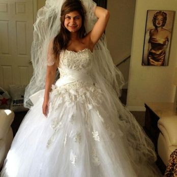 lynns Alterations - Bridal Near Me - Leominster, Massachusetts