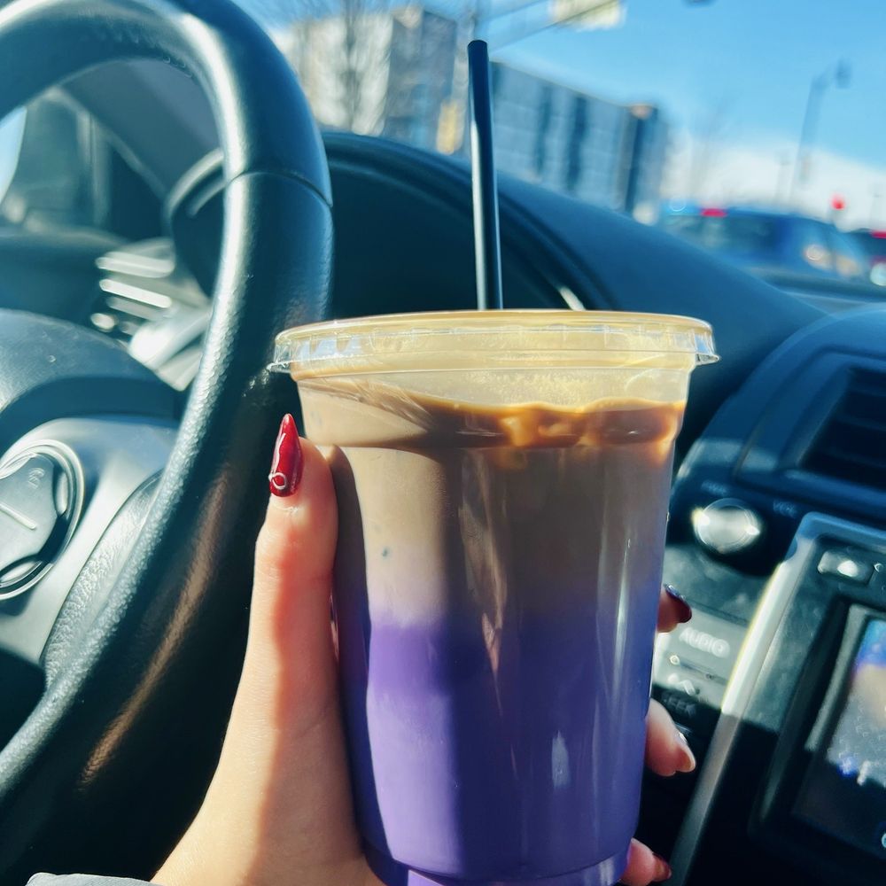 Iced ube latte